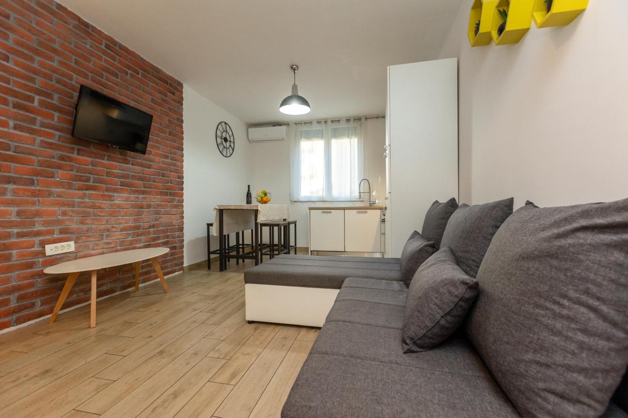 Deluxe Apartment Near The Bridge Zadar Exterior foto