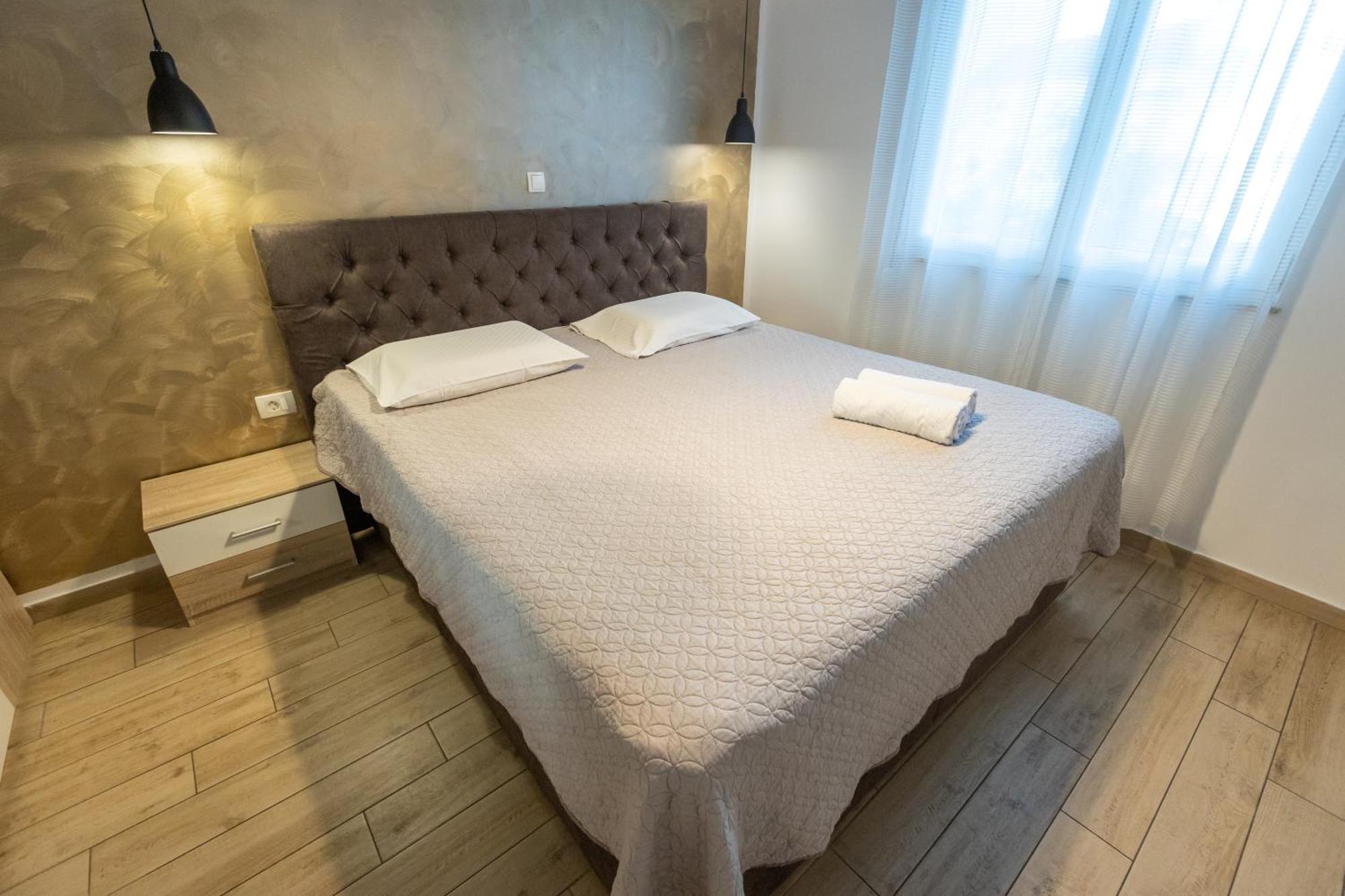 Deluxe Apartment Near The Bridge Zadar Exterior foto
