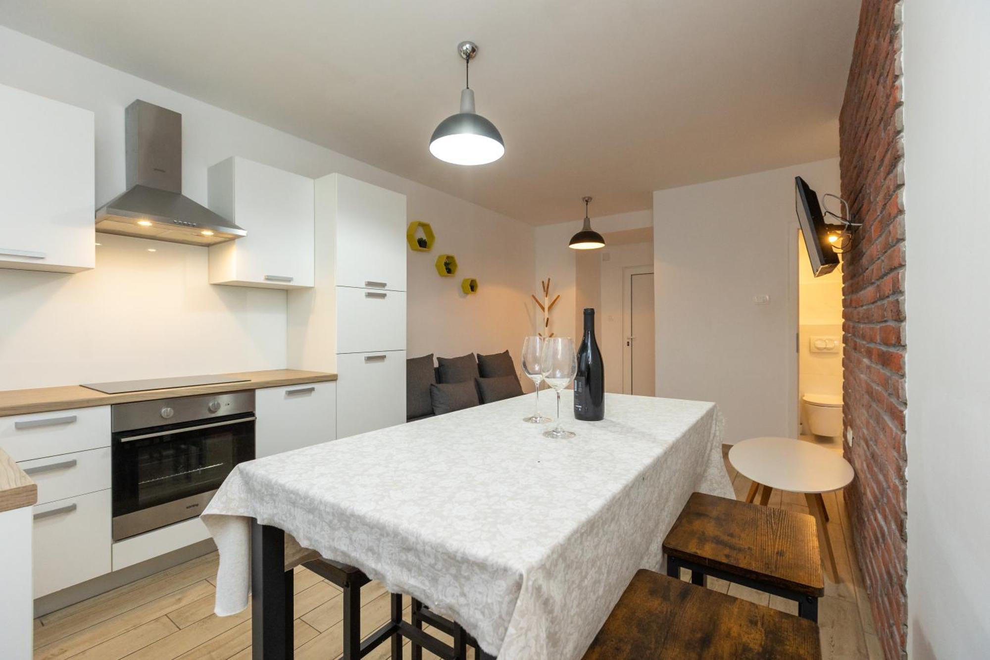 Deluxe Apartment Near The Bridge Zadar Exterior foto